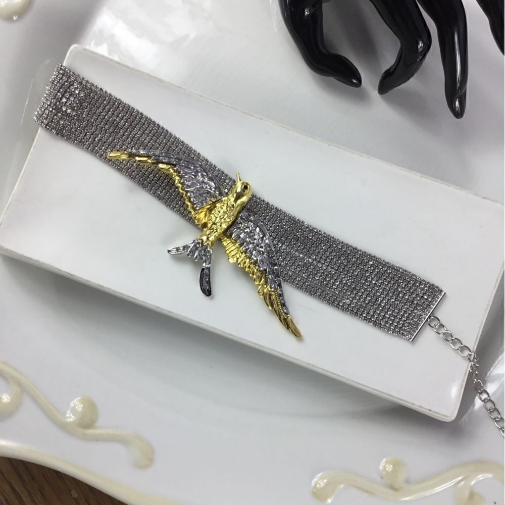 Zara Swan Choker Necklace - Picture 7 of 16